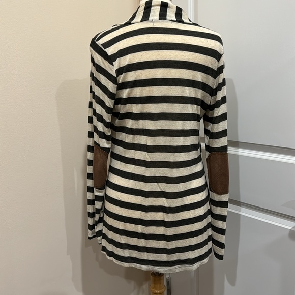 Striped Cardigan - Picture 3 of 8